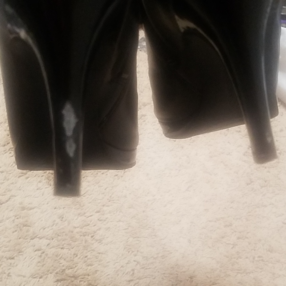 Booties - Picture 4 of 4